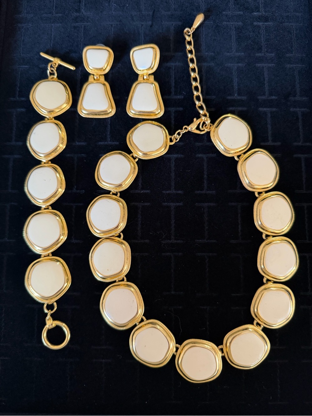 Vintage Gold and Cream Statement Necklace & Earring Set